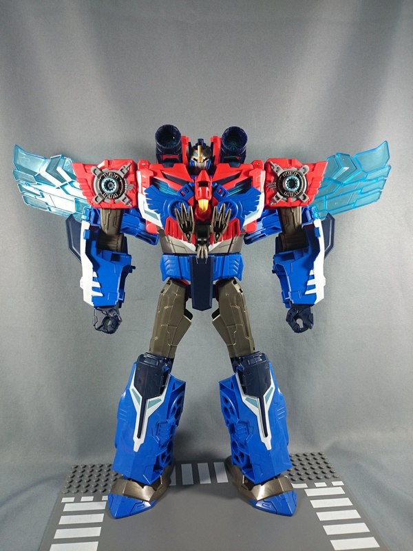 TAV 50 Hypersurge Optimus Prime Transformers Adventure Figure In Hand Photos 05 (5 of 13)